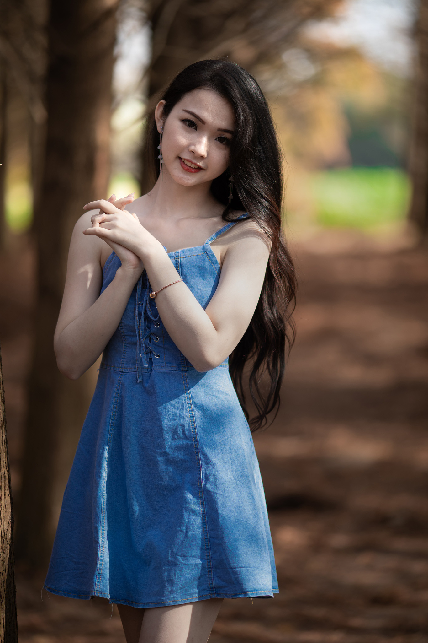 沈秋國作品  邻家女孩杨宓凌